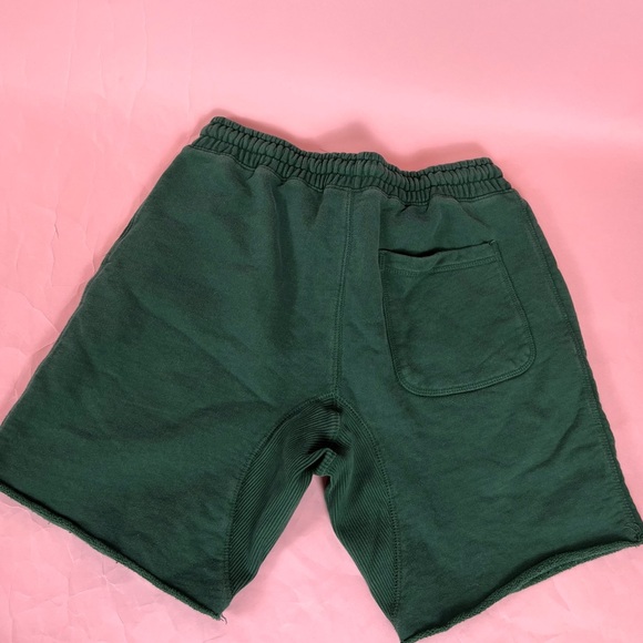 ❌SOLD❌ Urban Outfitters Green Sweatpant Shorts - Picture 3 of 5